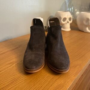 Dolce Vita grey suede booties size 8.5